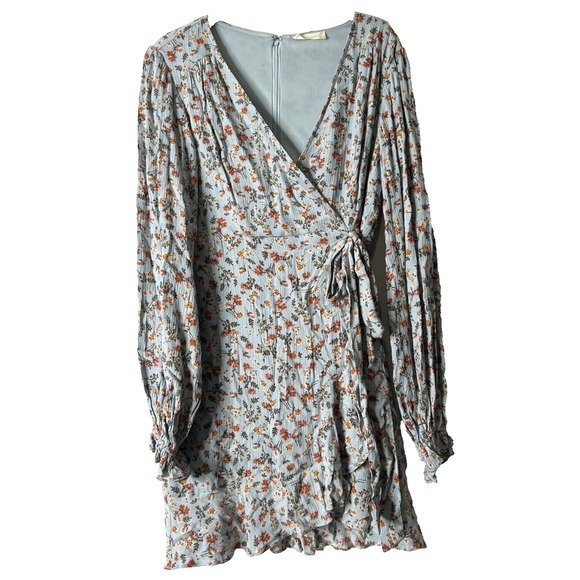Altar'd State Dresses & Skirts - Altar'd State Women Size M Long Sleeve Blue Floral Rayon Dress Polyester Lined